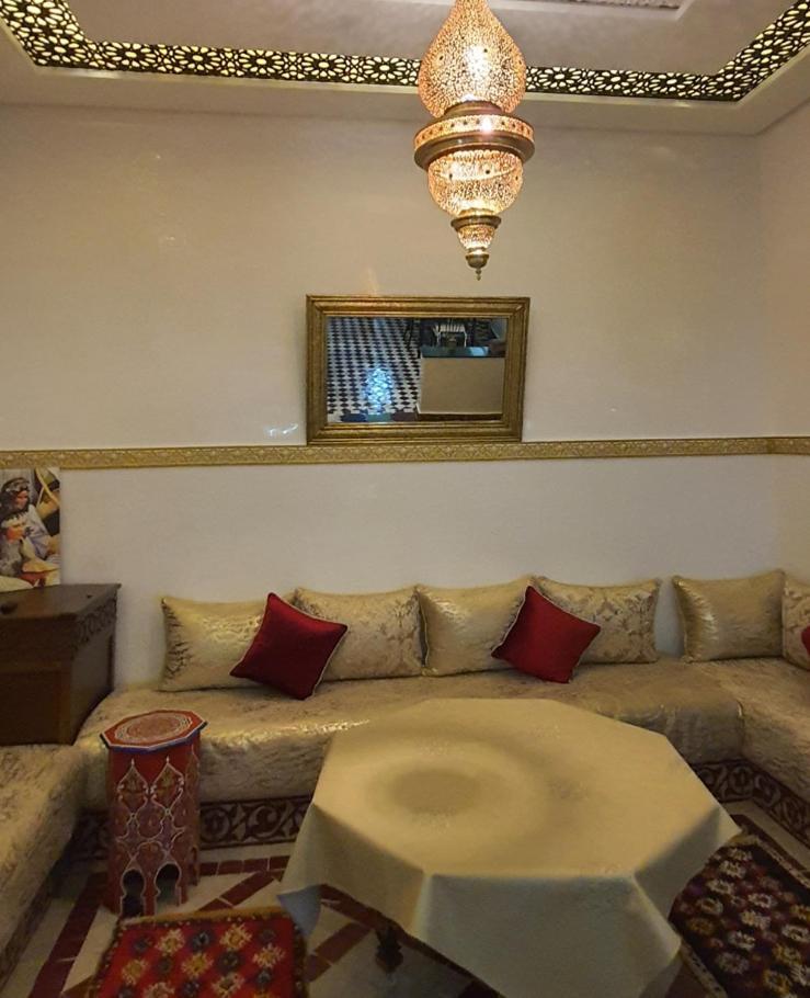Quarya Assiyahia - Riad Camilia- Maison Entiere Avec Piscine Marrakesh Bagian luar foto