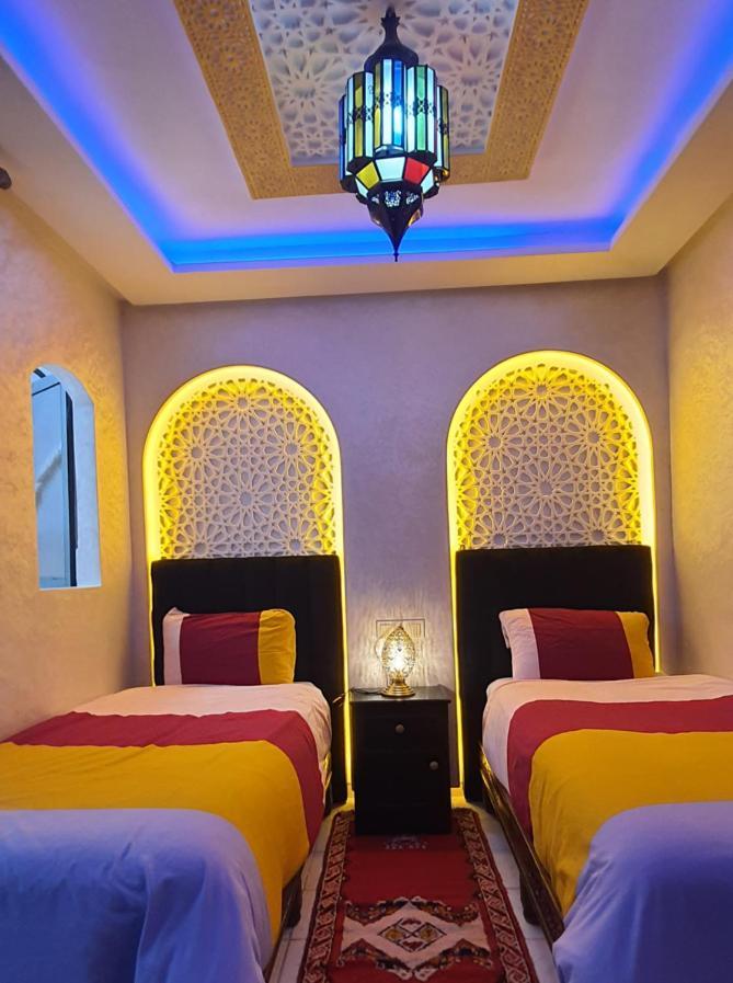 Quarya Assiyahia - Riad Camilia- Maison Entiere Avec Piscine Marrakesh Bagian luar foto