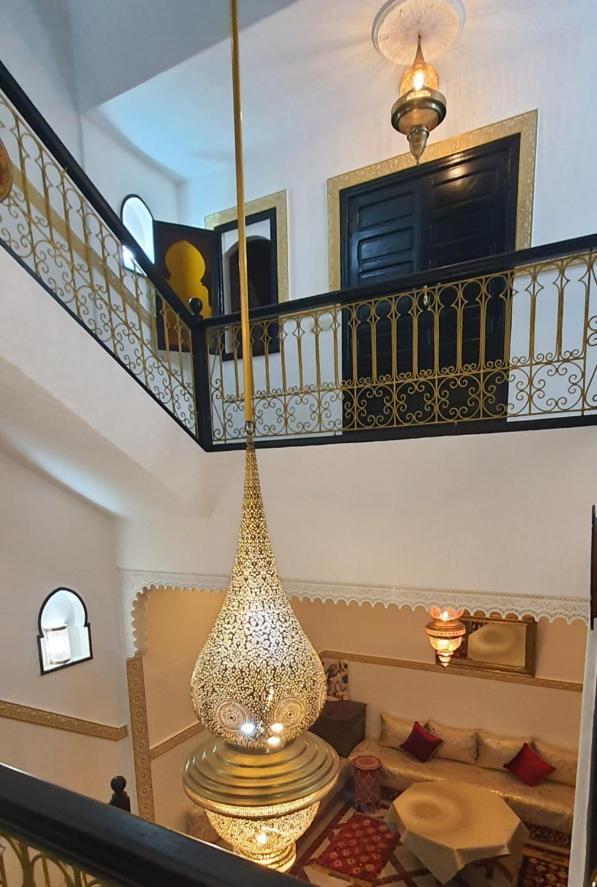 Quarya Assiyahia - Riad Camilia- Maison Entiere Avec Piscine Marrakesh Bagian luar foto